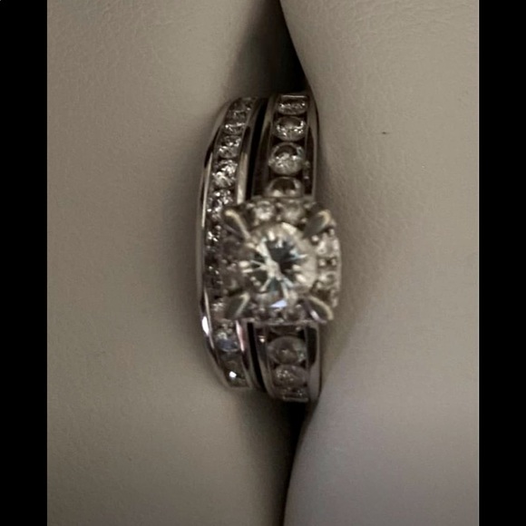 Vintage style wedding set